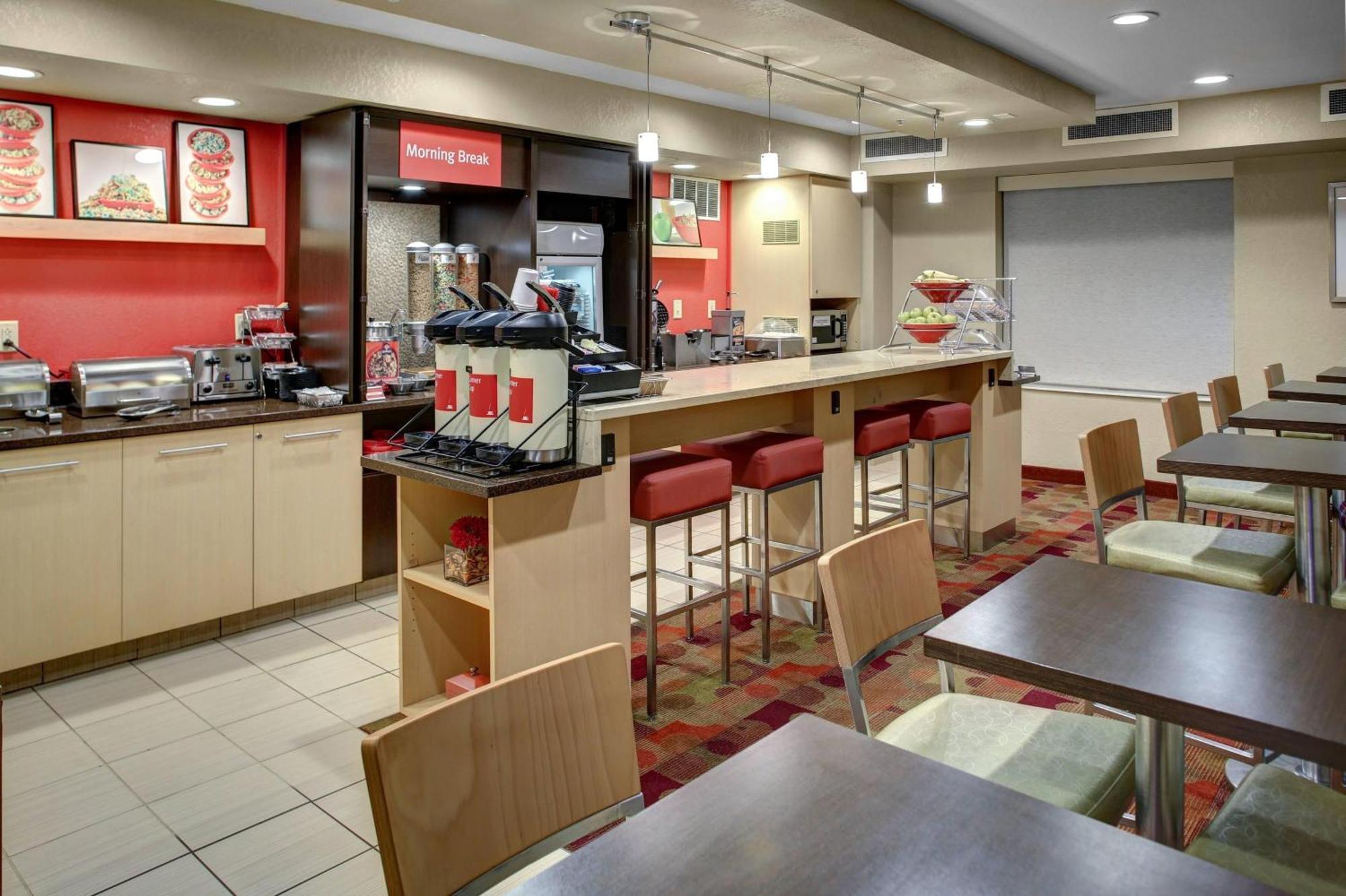 Towneplace Suites By Marriott Findlay Bagian luar foto