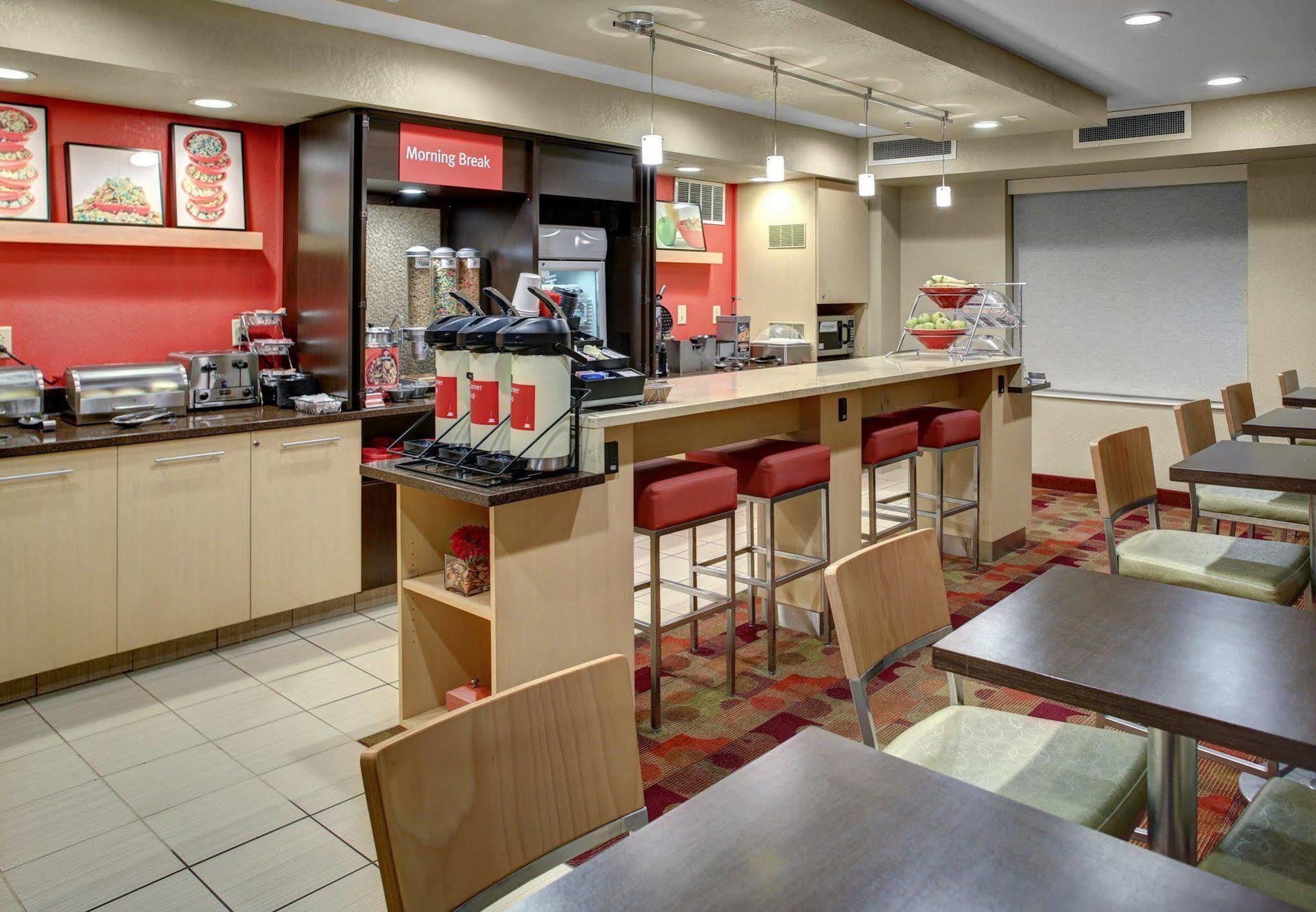 Towneplace Suites By Marriott Findlay Bagian luar foto